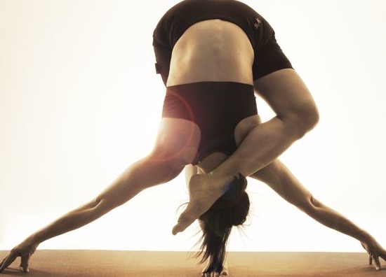 Хатха йога как способ достижения гармонии души и тела человека